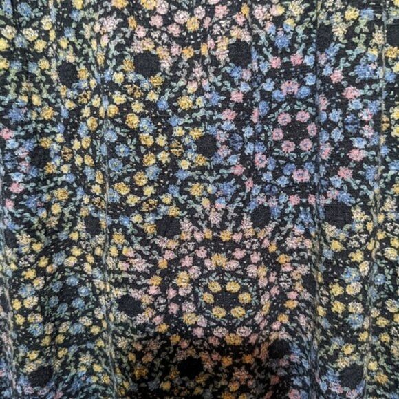 Kimchi Blue sleeveless top with tie neck sheer shoulders floral pattern sz S - Picture 7 of 8